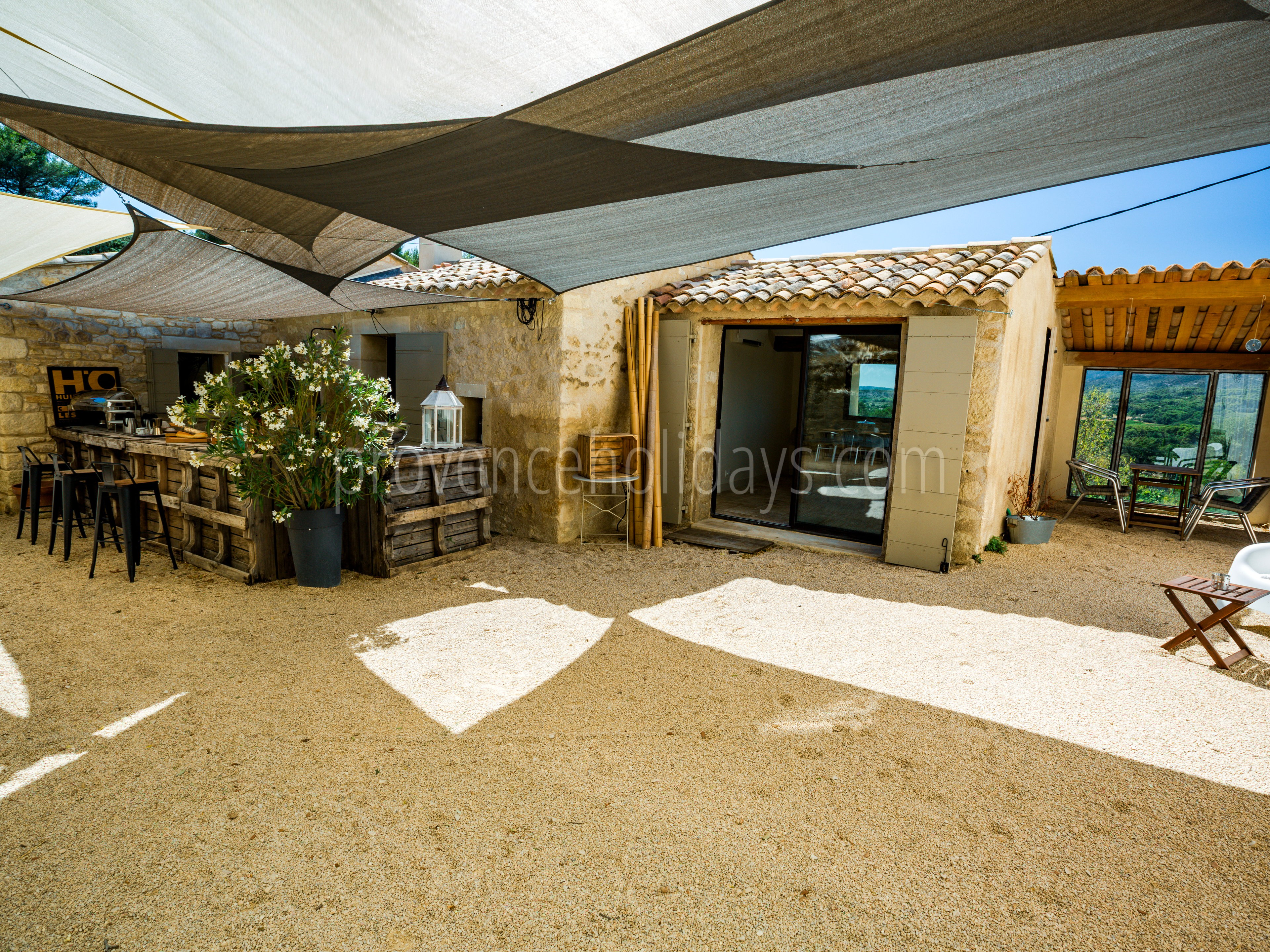 35 - Le Domaine de L\'Or Vert: Villa: Exterior