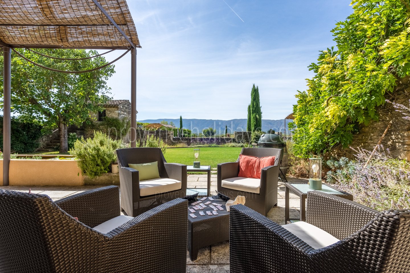 22 - Mas d\'Antoine: Villa: Exterior