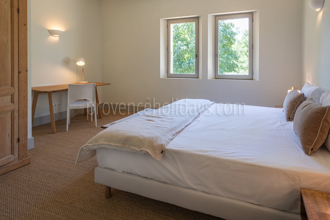 17 - Mas du Lierre: Villa: Bedroom