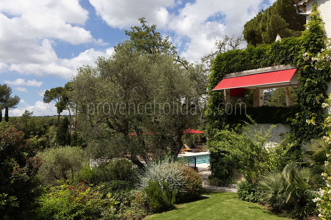 29 - Villa Riviera: Villa: Exterior