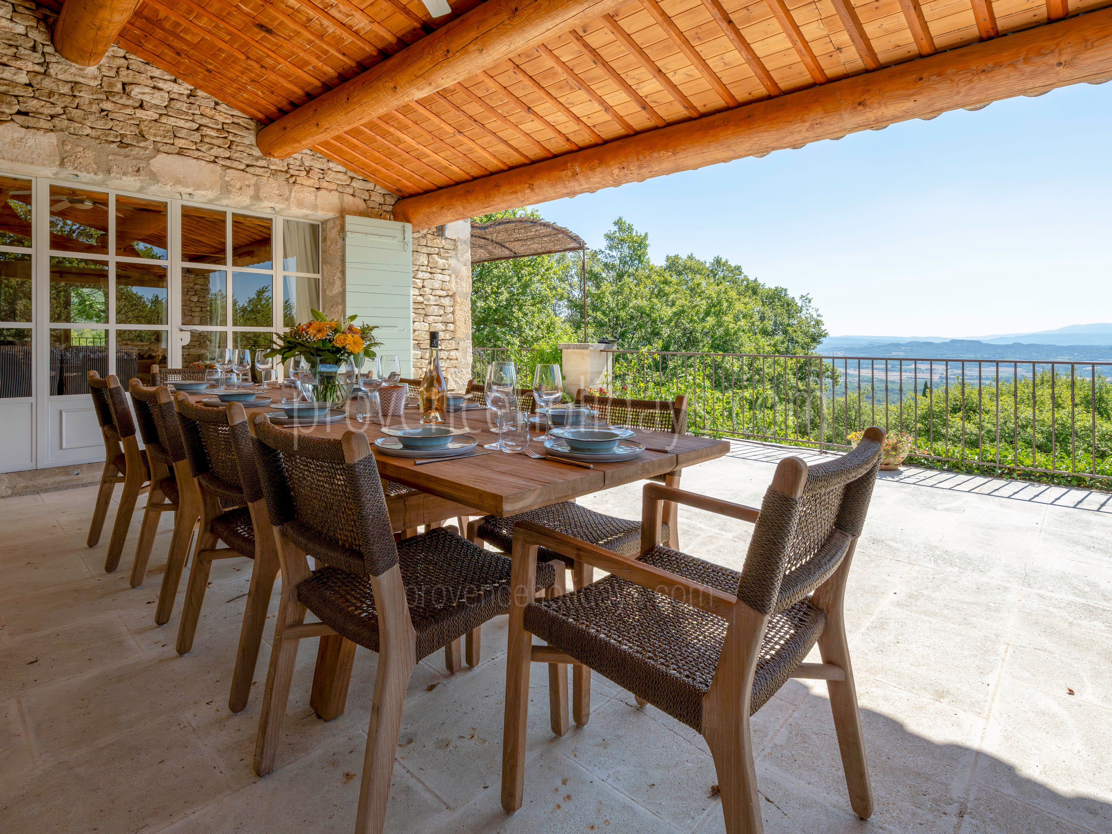 2 - La Pierre d\'Or: Villa: Exterior