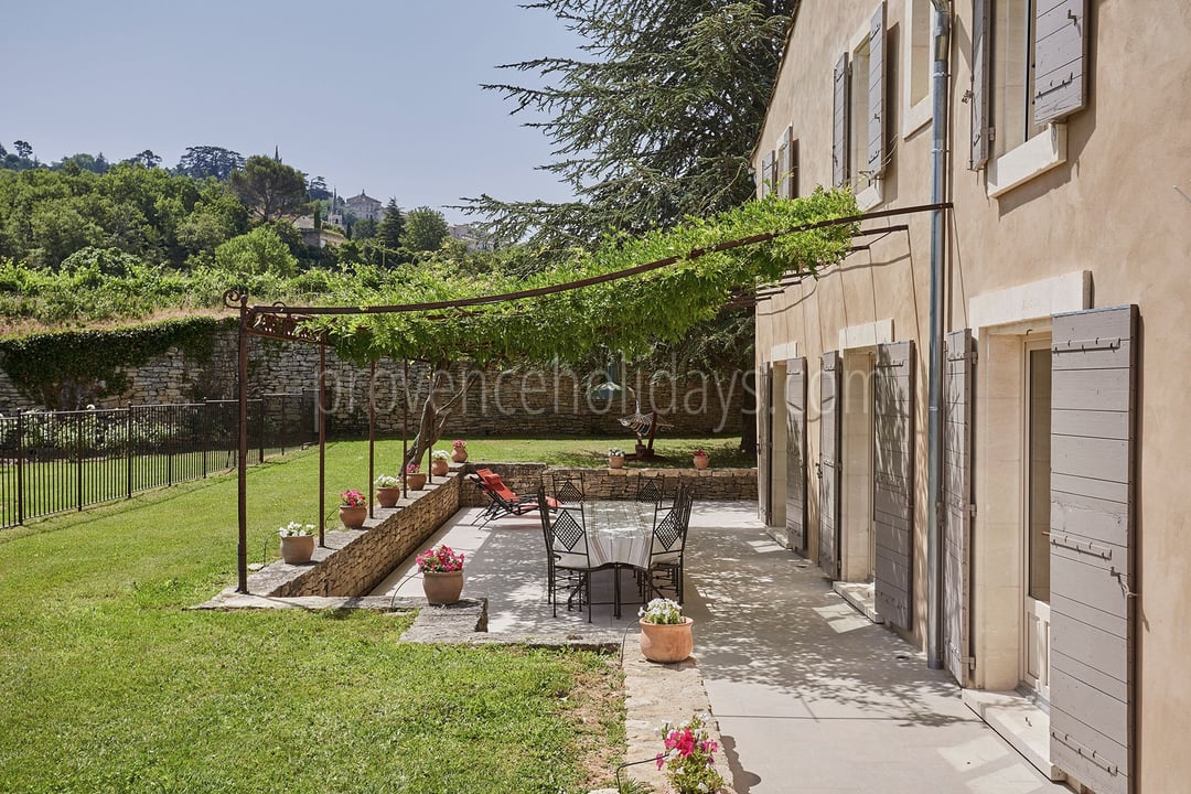 7 - L’Orée des Lavandes: Villa: Exterior