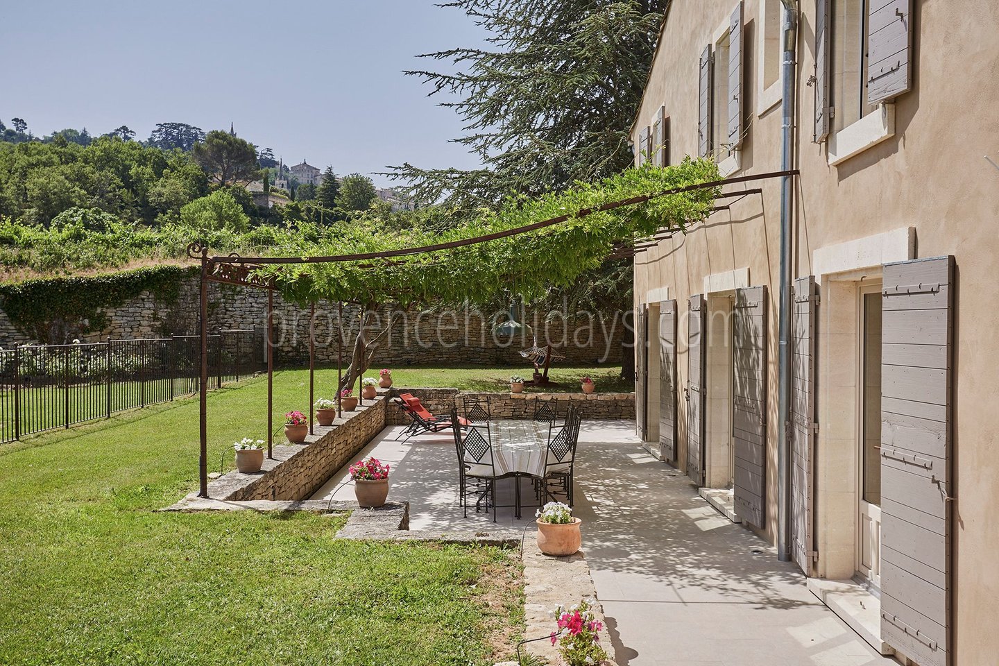 7 - L’Orée des Lavandes: Villa: Exterior