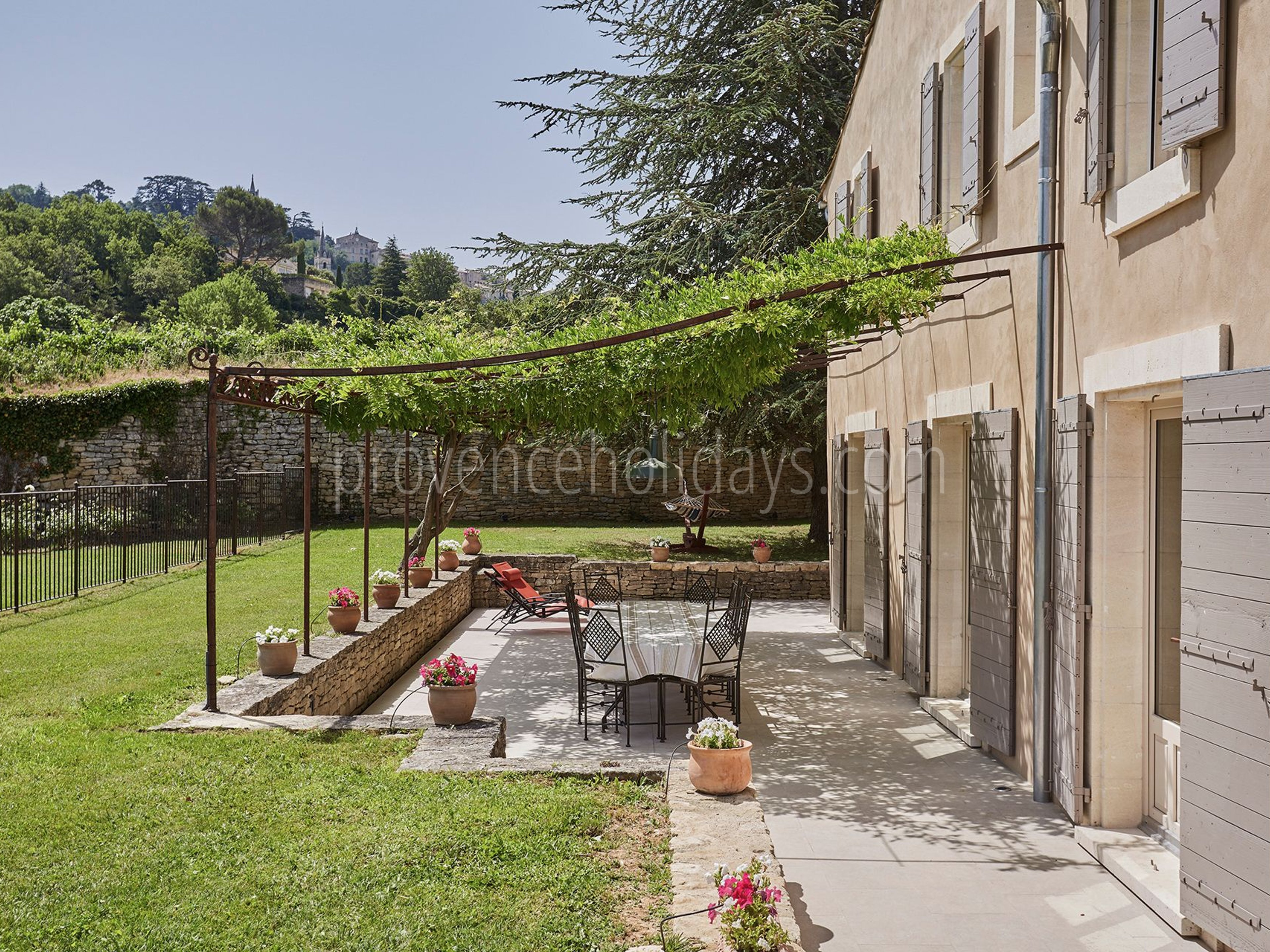 7 - L’Orée des Lavandes: Villa: Exterior