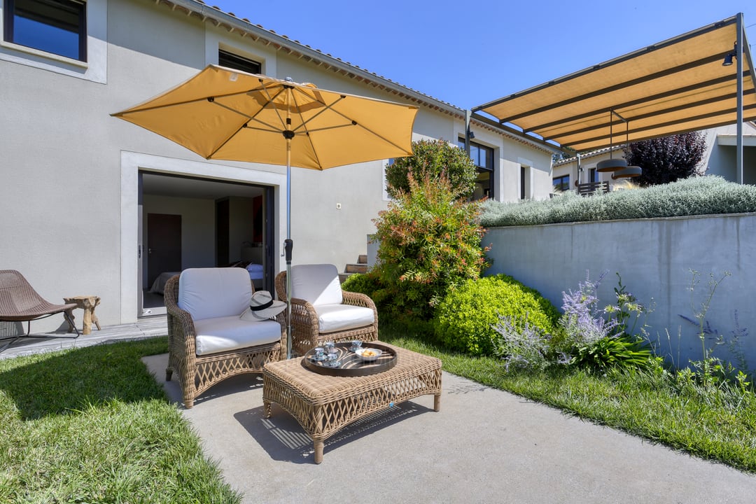 35 - Le Mas du Vallon: Villa: Exterior