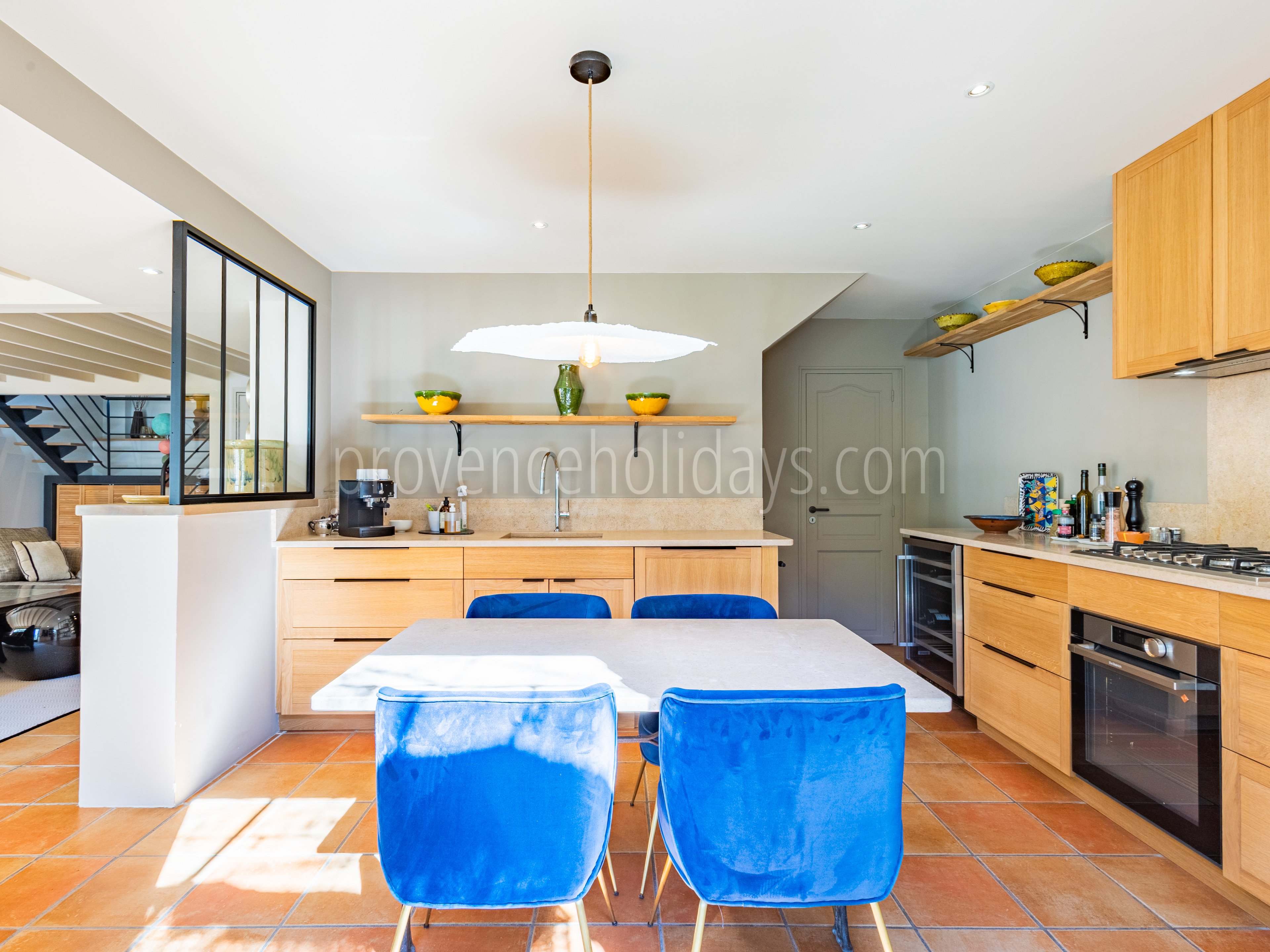 10 - L\'Atelier Provençal: Villa: Interior