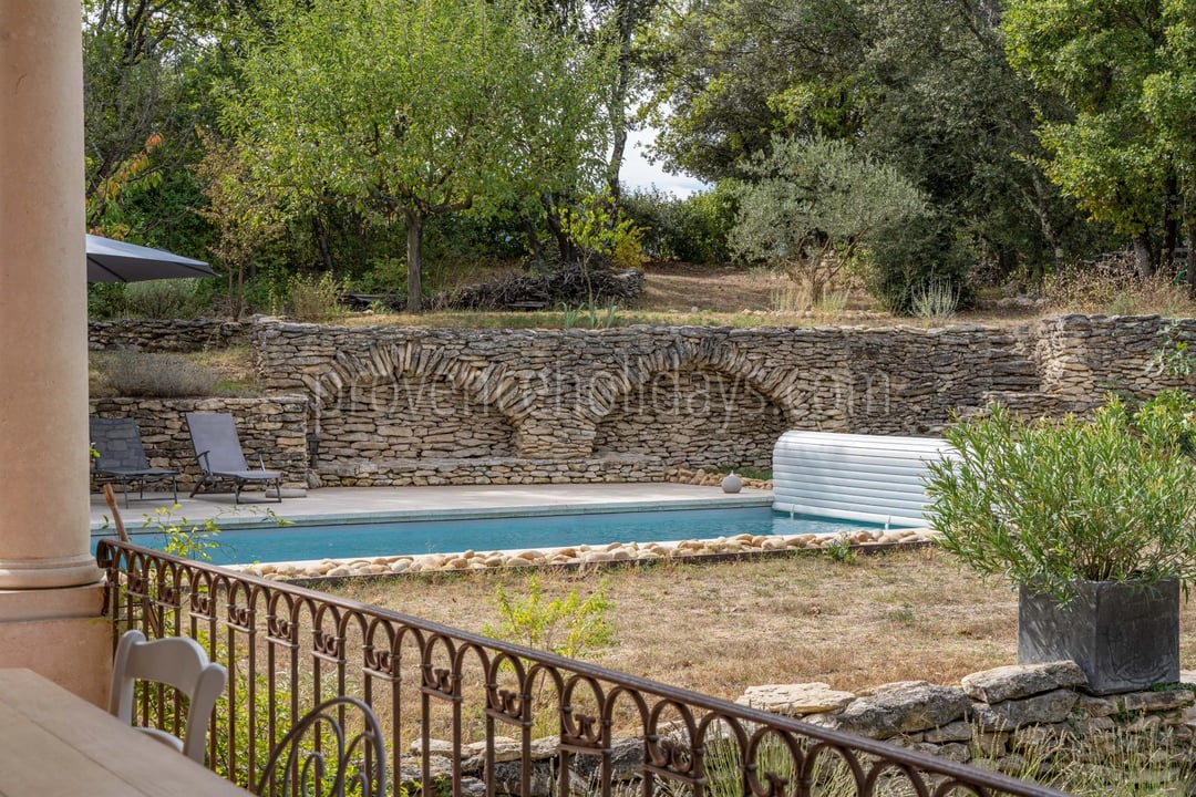 3 - Stone house in Ménerbes: Villa: Pool