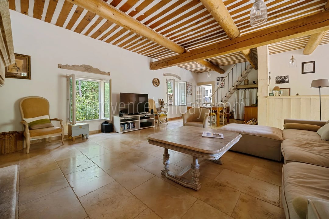 13 - Stone house in Ménerbes: Villa: Interior