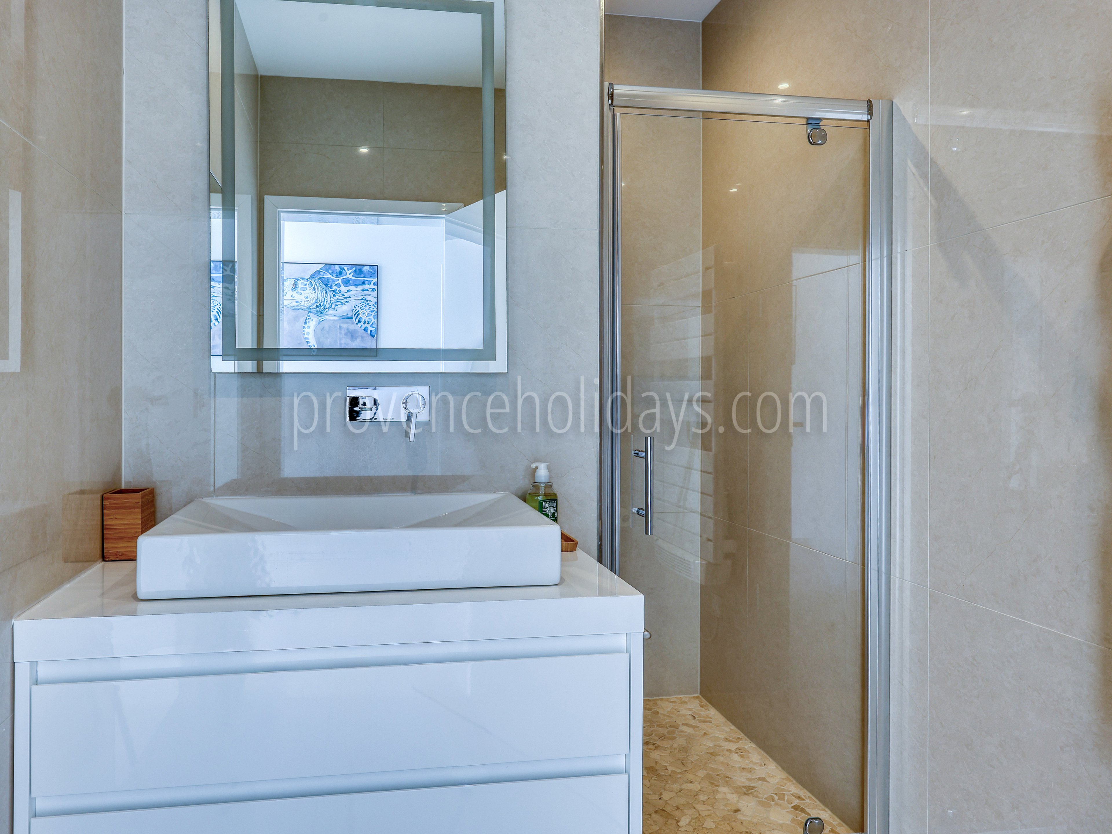7 - Villa Sea Pearl: Villa: Bathroom