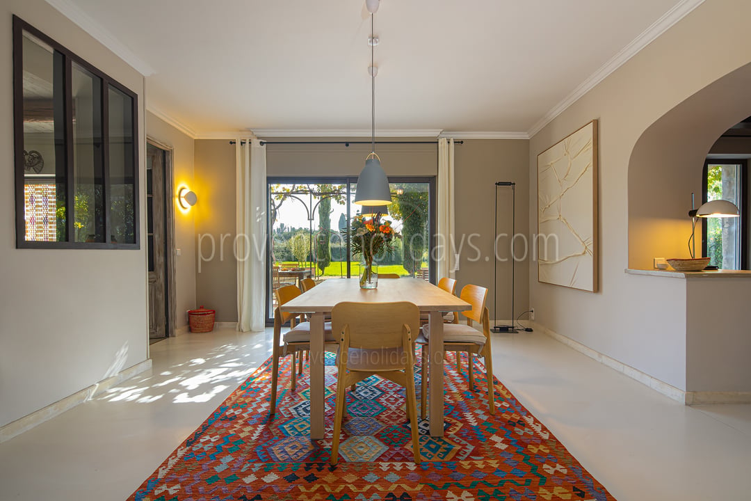 3 - Le Mas d\'Orgon: Villa: Interior