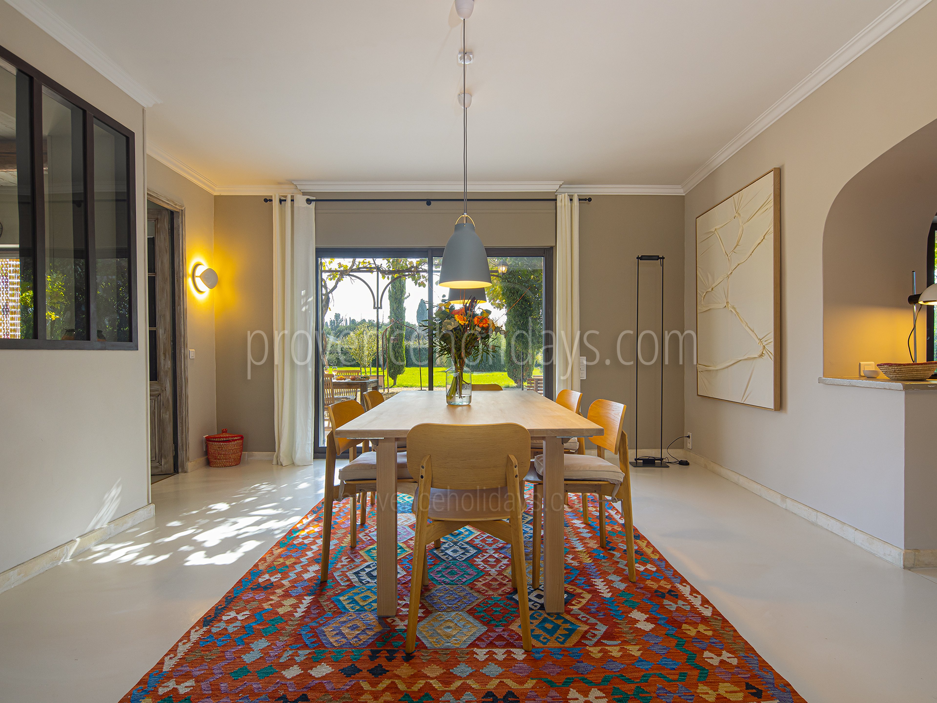 3 - Le Mas d\'Orgon: Villa: Interior