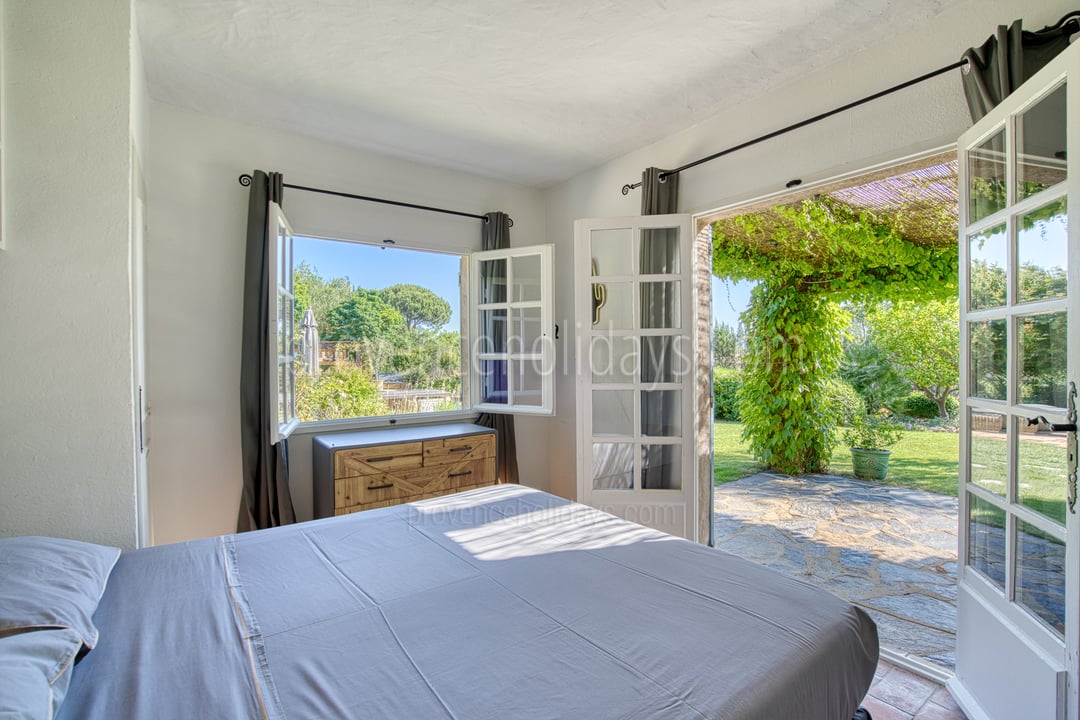 6 - Azur Horizon: Villa: Bedroom