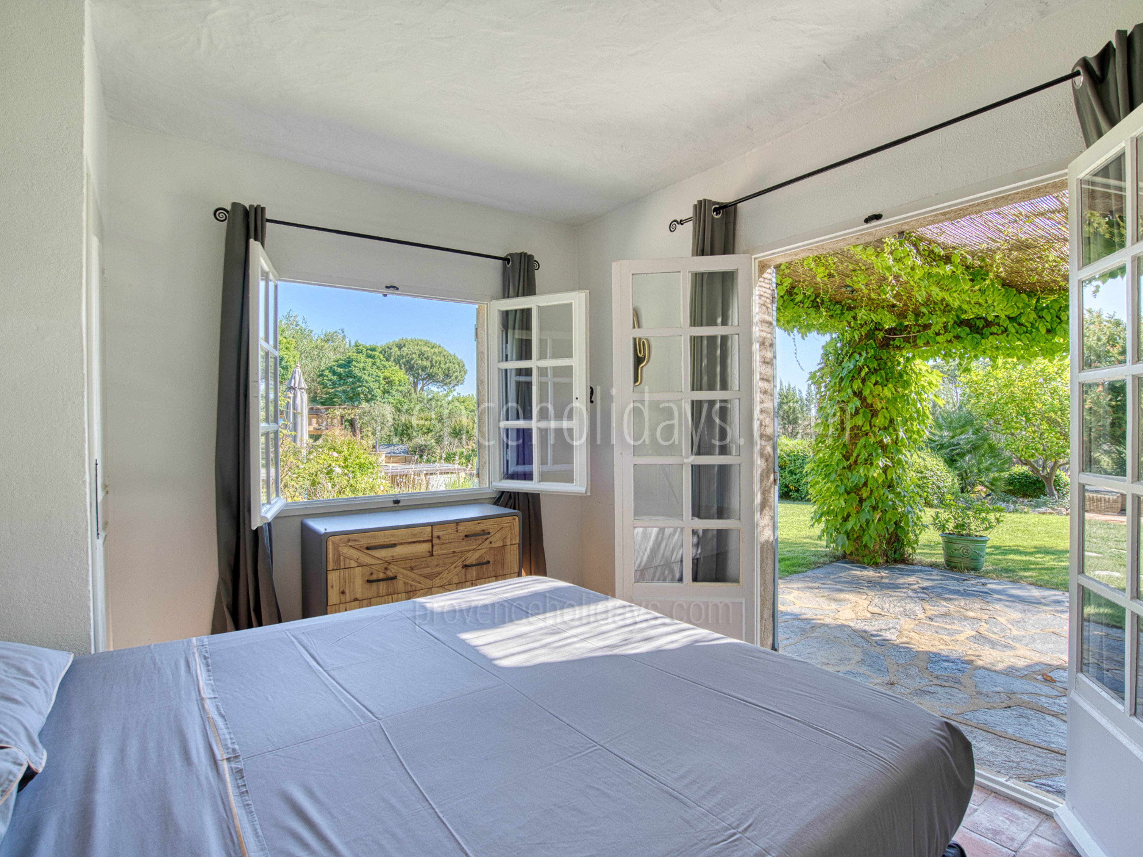 6 - Azur Horizon: Villa: Bedroom