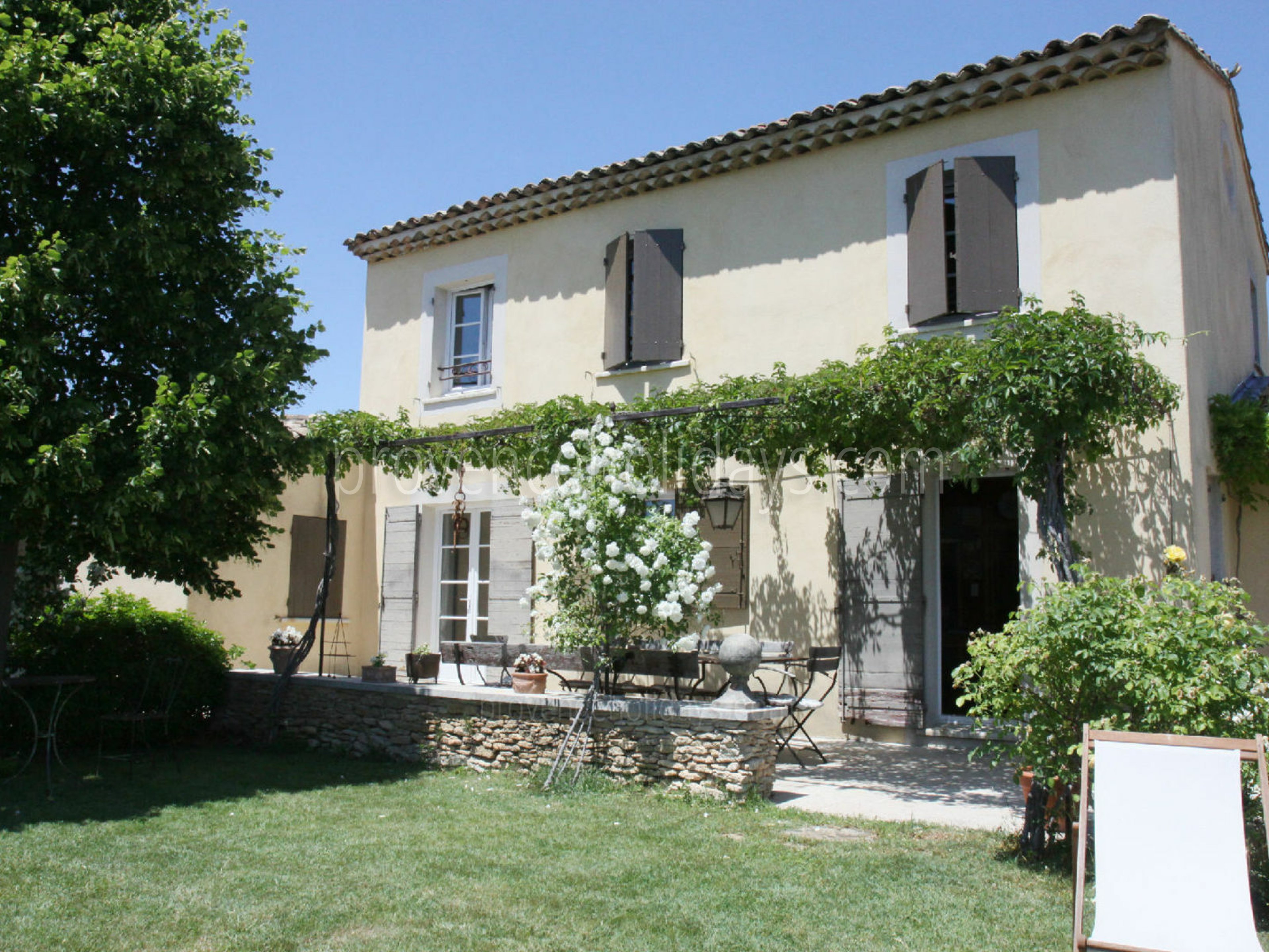 17 - Villa Bastide: Villa: Exterior