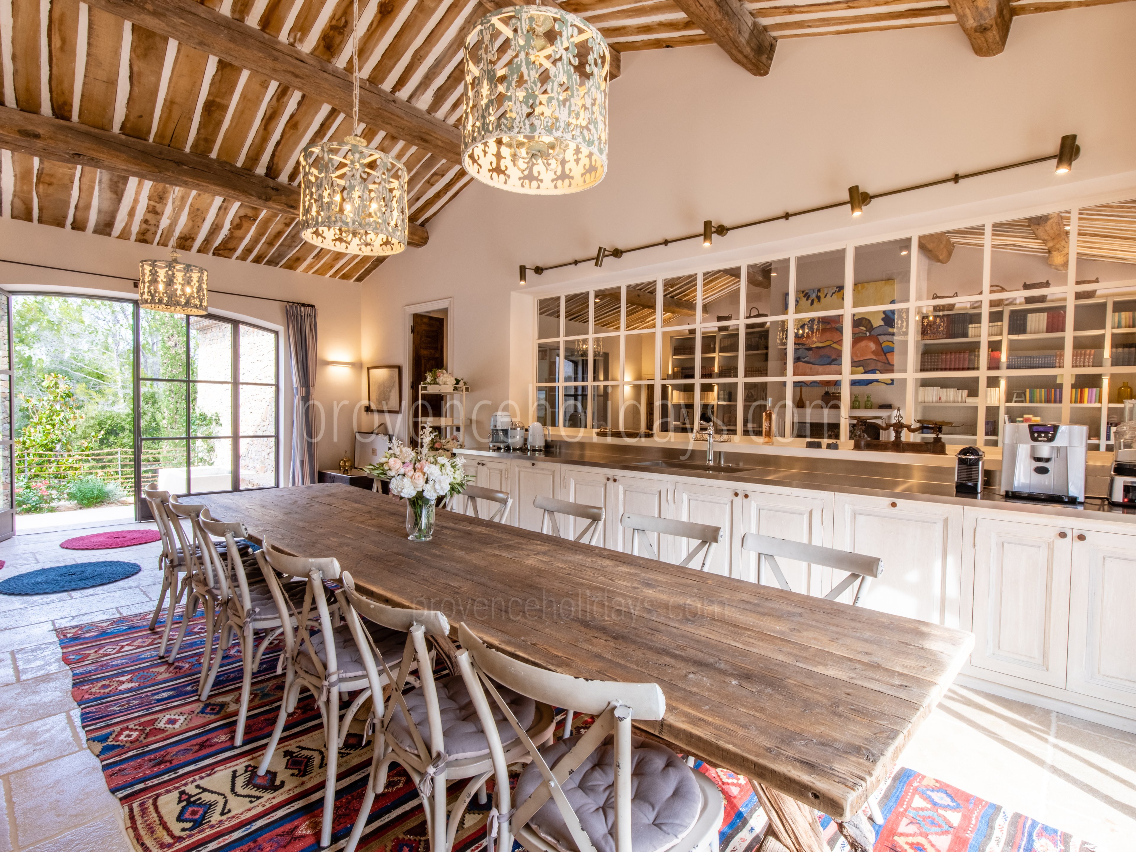 9 - Villa en Provence: Villa: Interior