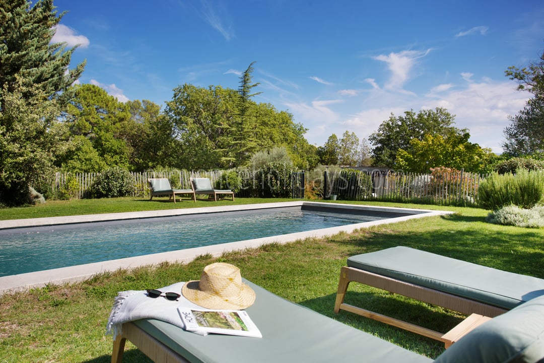 61 - Le Hameau de Goult: Villa: Pool