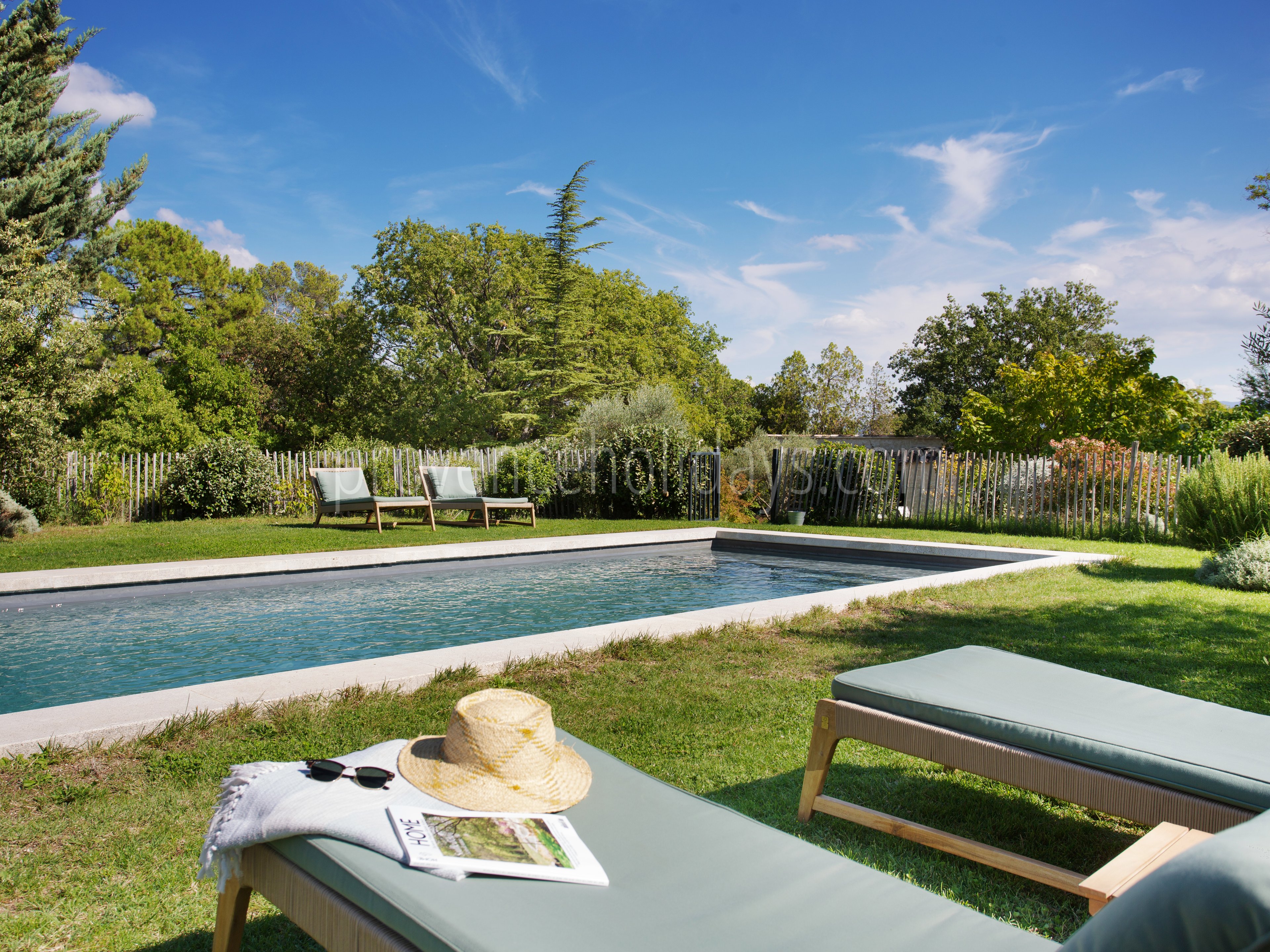 61 - Le Hameau de Goult: Villa: Pool