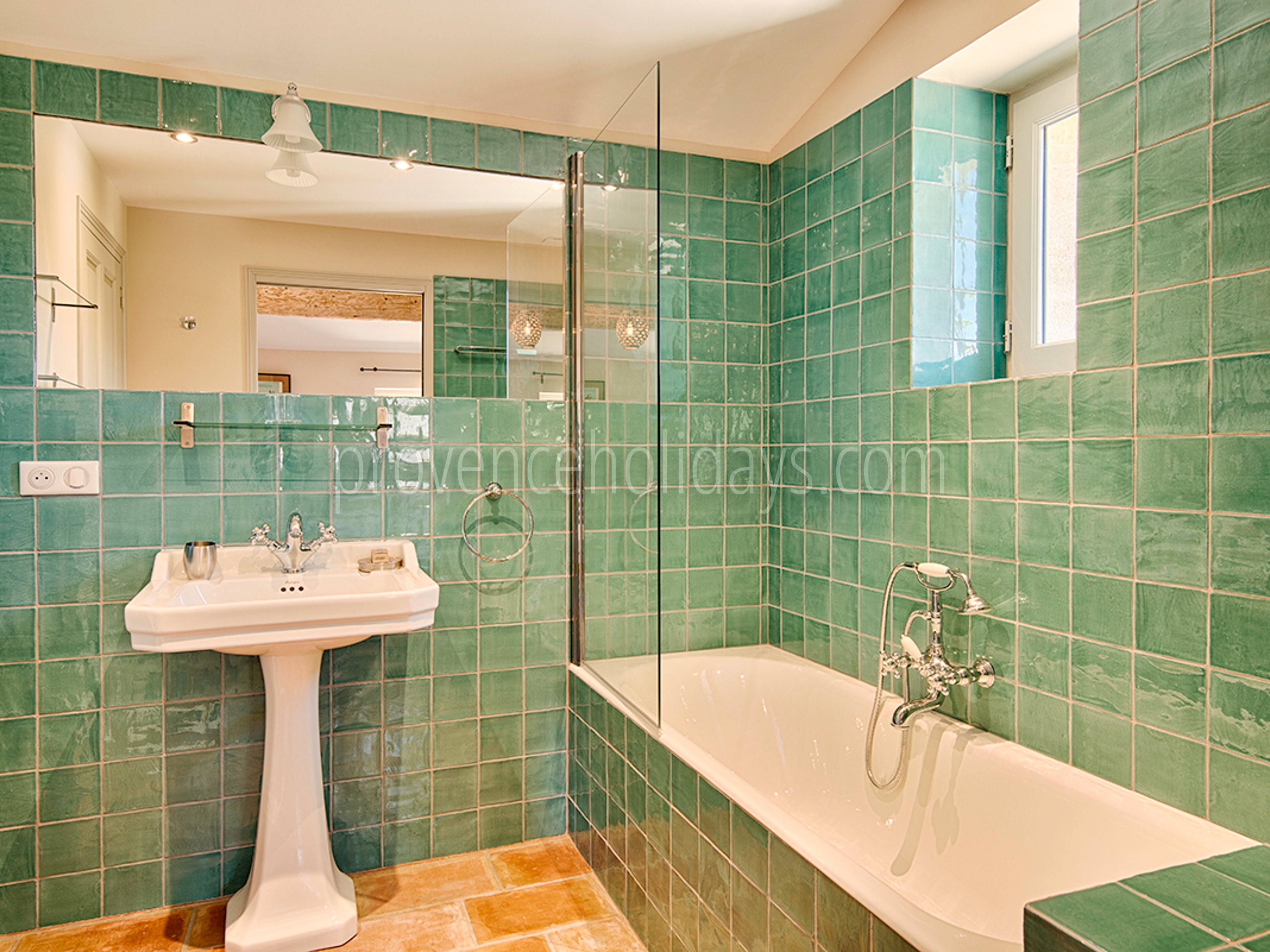 17 - Maison Eygalières: Villa: Bathroom