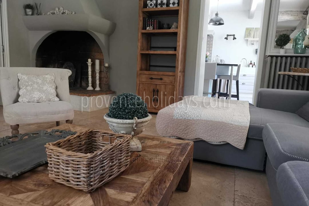 23 - Chez Fannie: Villa: Interior