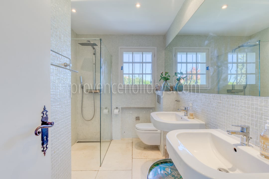 17 - Villa Pearl II: Villa: Bathroom