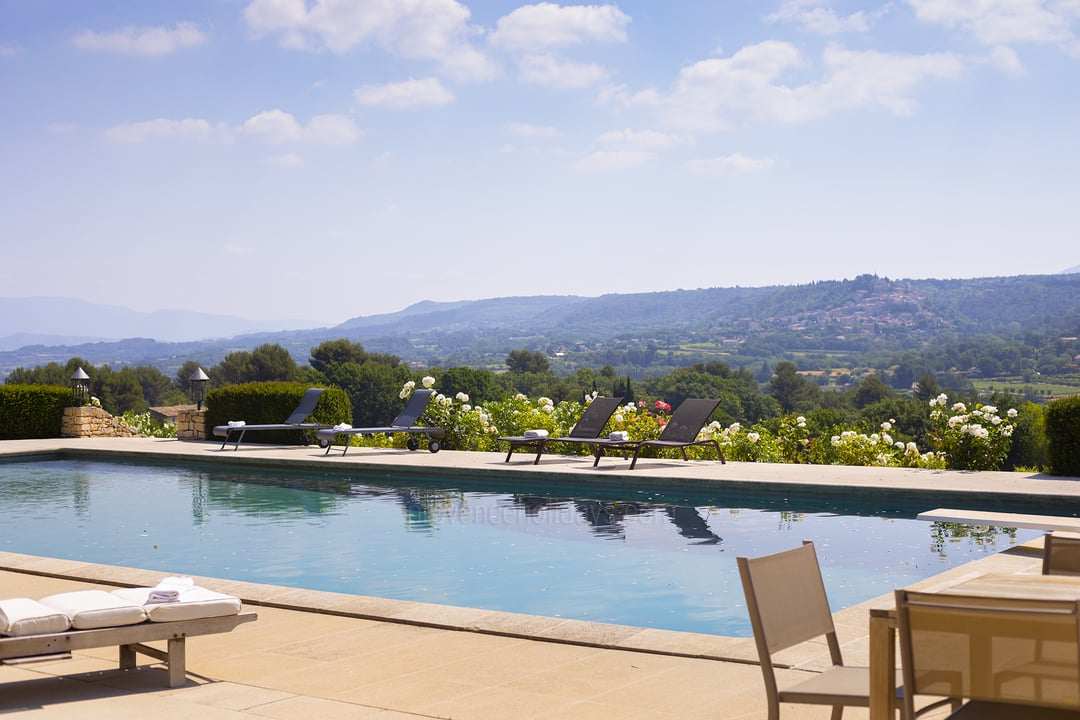 31 - La Roseraie: Villa: Pool