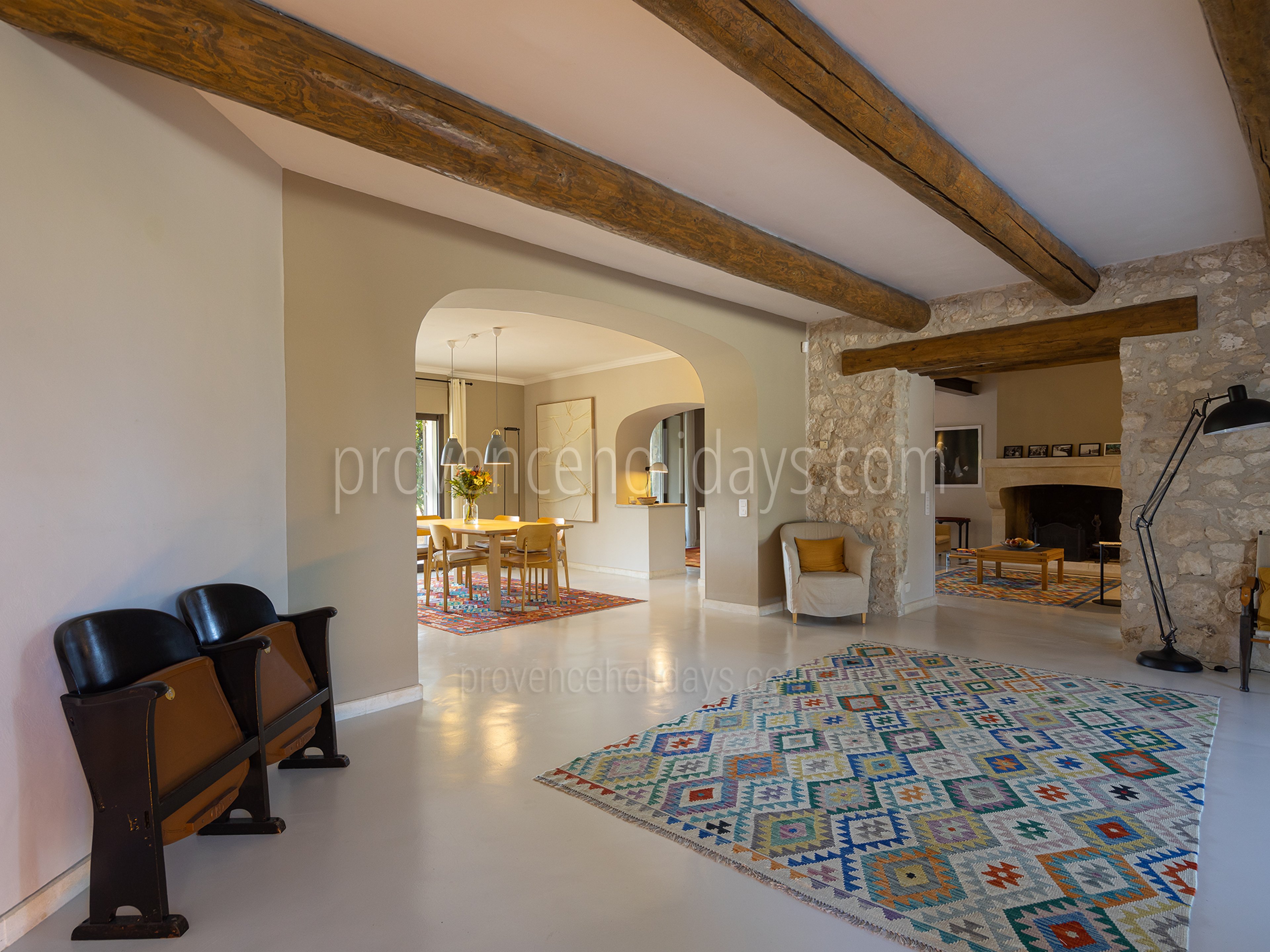 19 - Le Mas d\'Orgon: Villa: Interior
