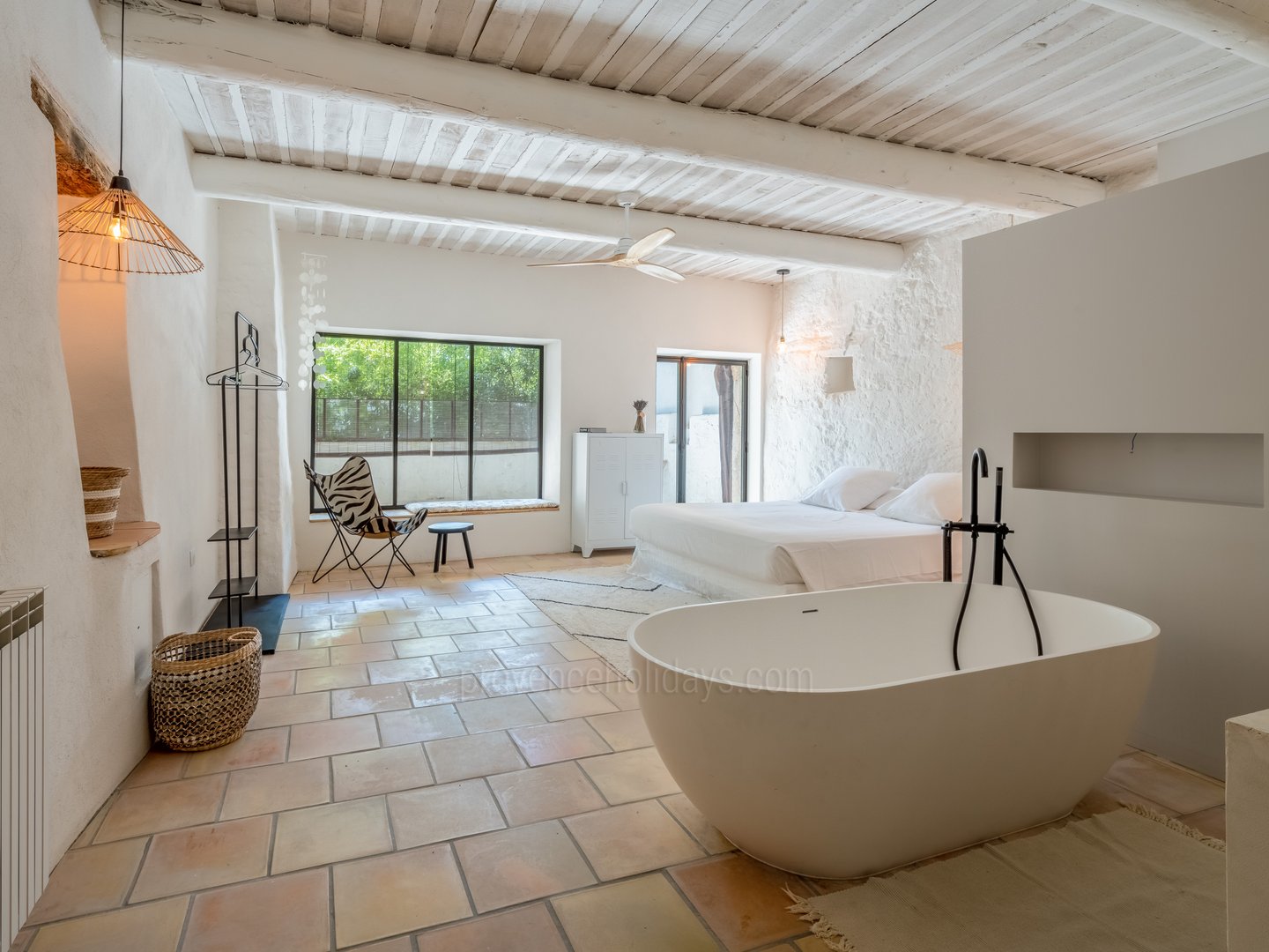 44 - Le Mas des Vignes: Villa: Bathroom