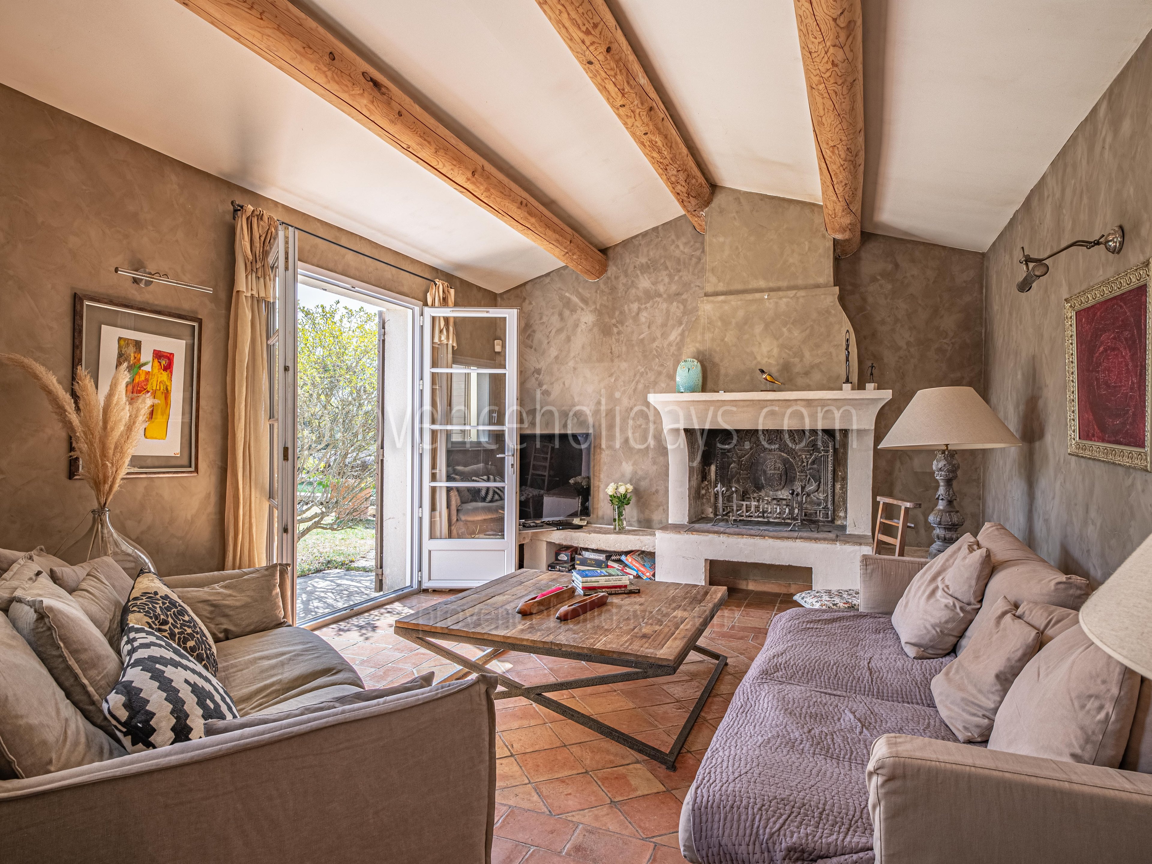 6 - Villa Bastide: Villa: Interior