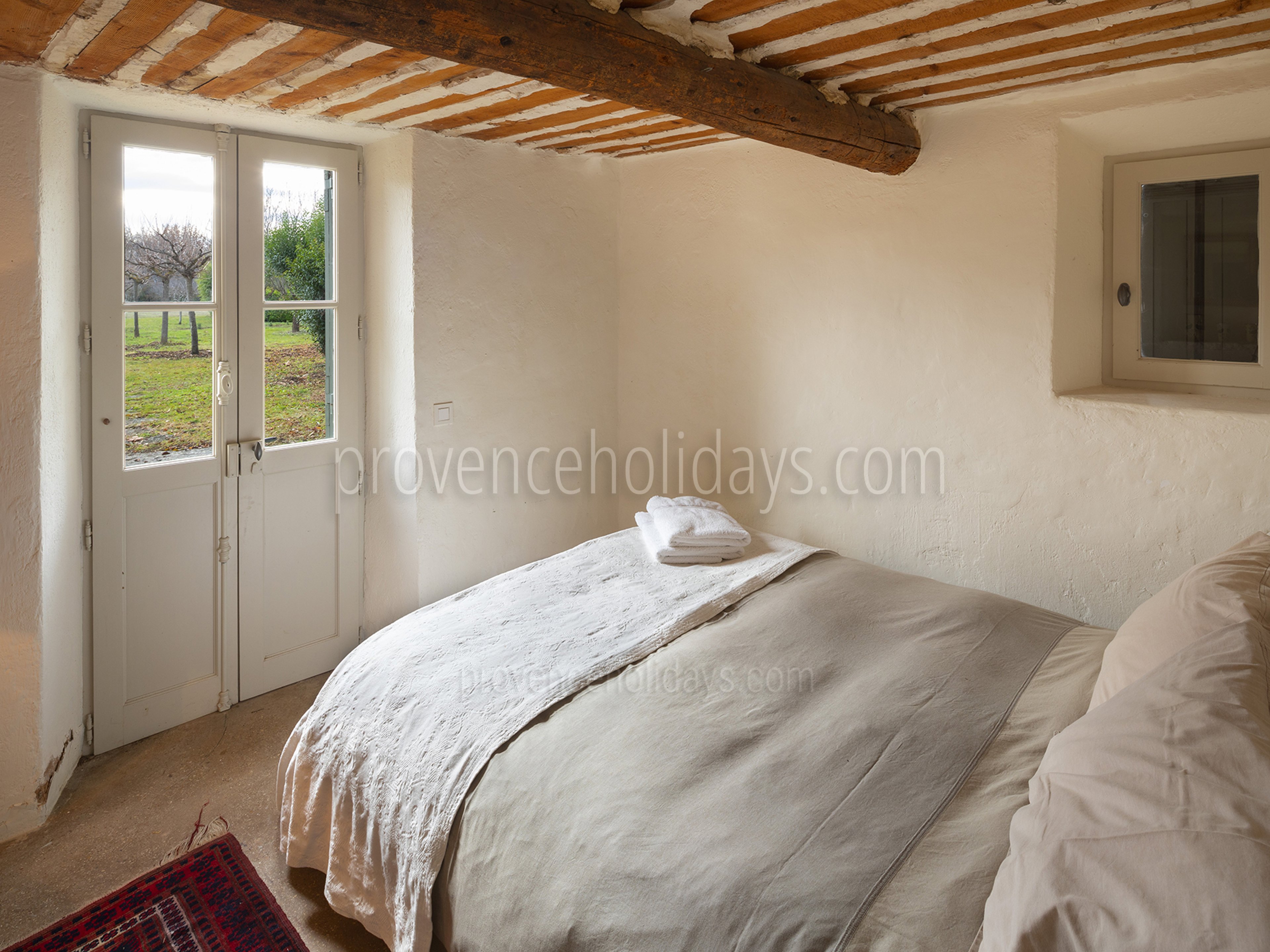 82 - Mas des Lavandes: Villa: Bedroom