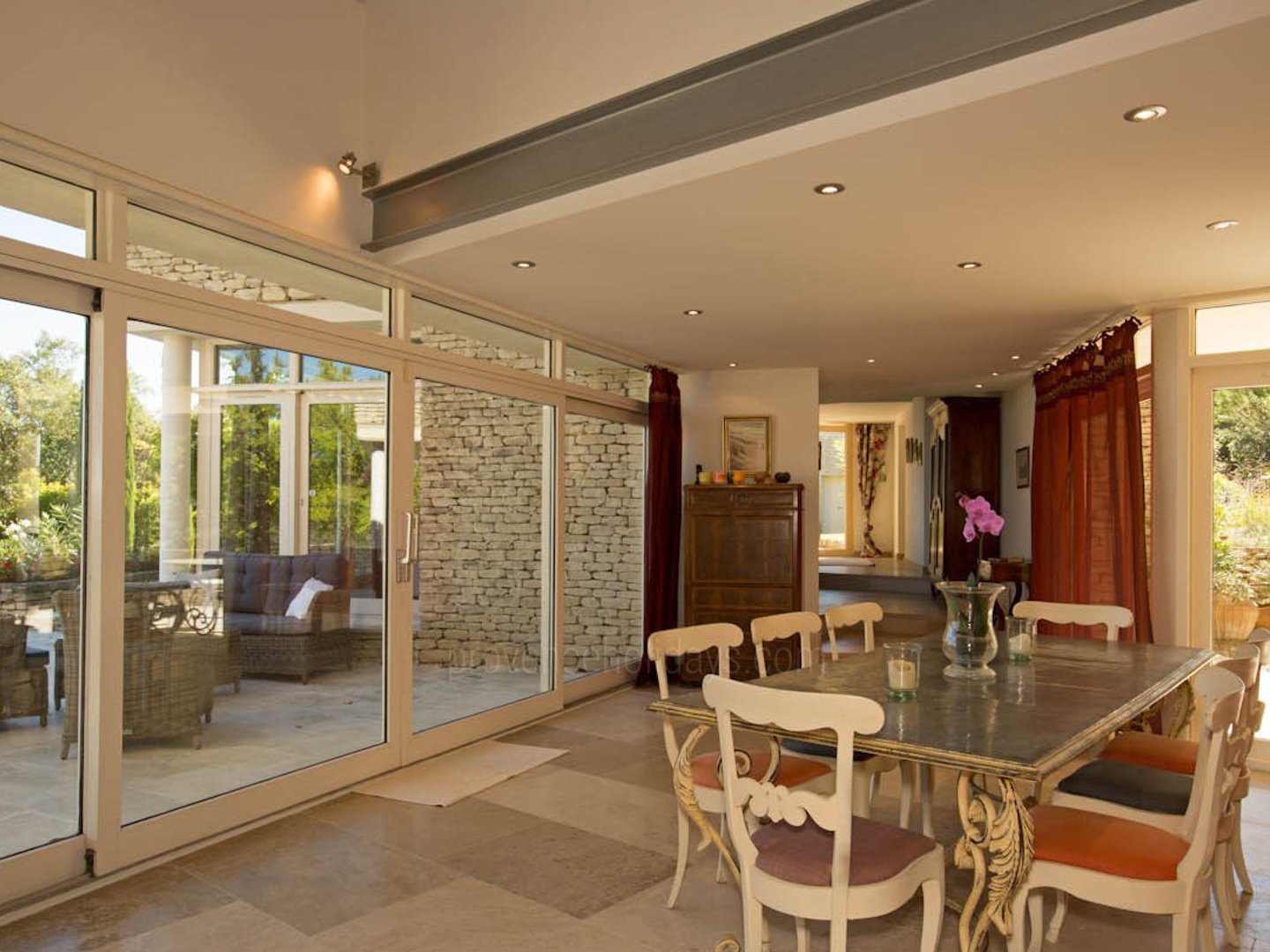 13 - Villa Jean: Villa: Interior