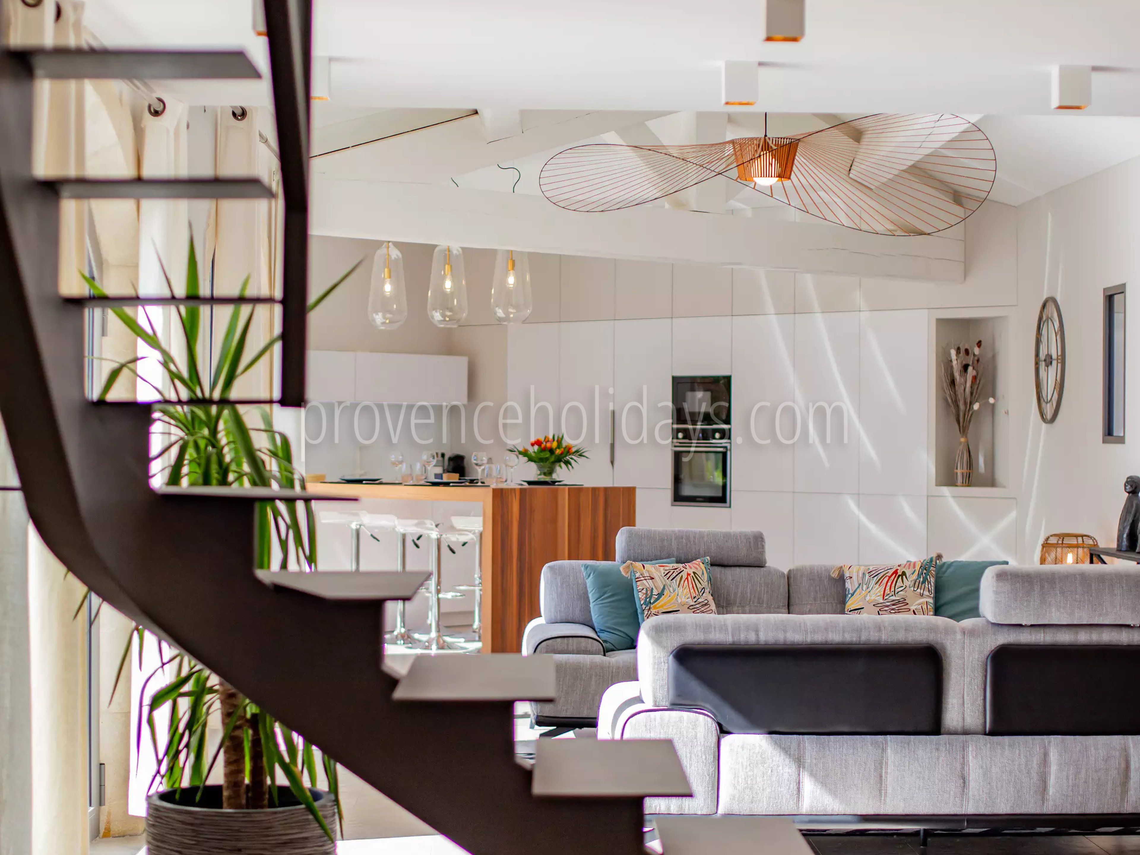 15 - Le Mas des Bories: Villa: Interior