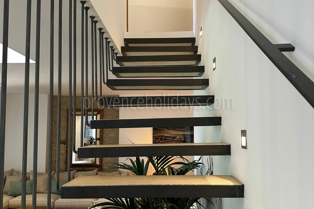 21 - Mas du Carlet: Villa: Interior