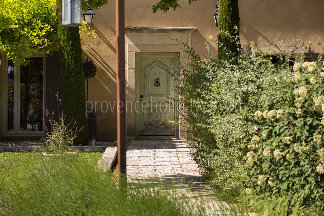 40 - Bastide du Vieux Platane: Villa: Exterior