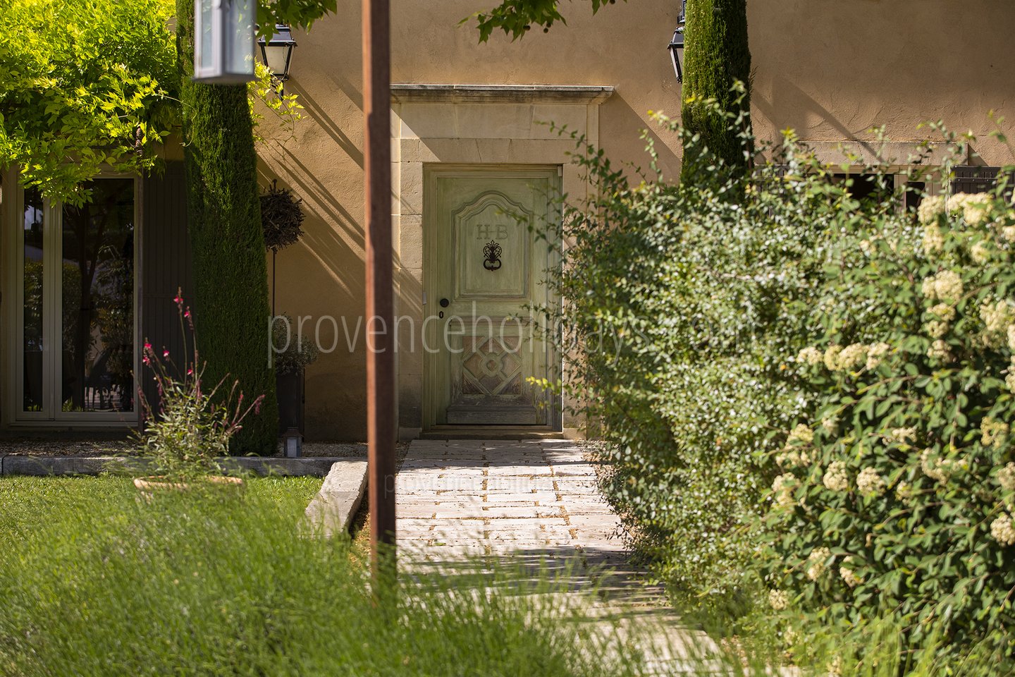 40 - Bastide du Vieux Platane: Villa: Exterior