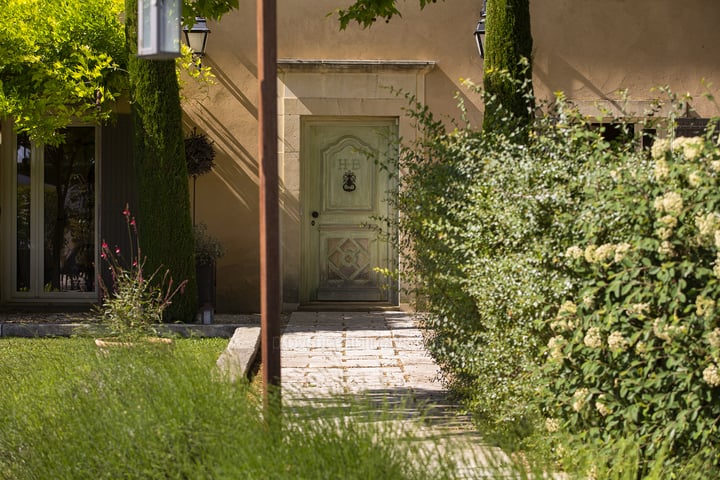 38 - Bastide du Vieux Platane: Villa: Exterior