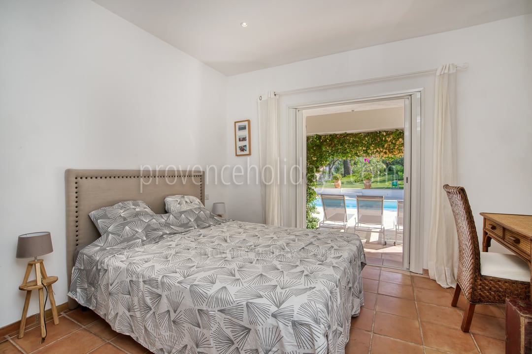 8 - Villa Arancia: Villa: Bedroom
