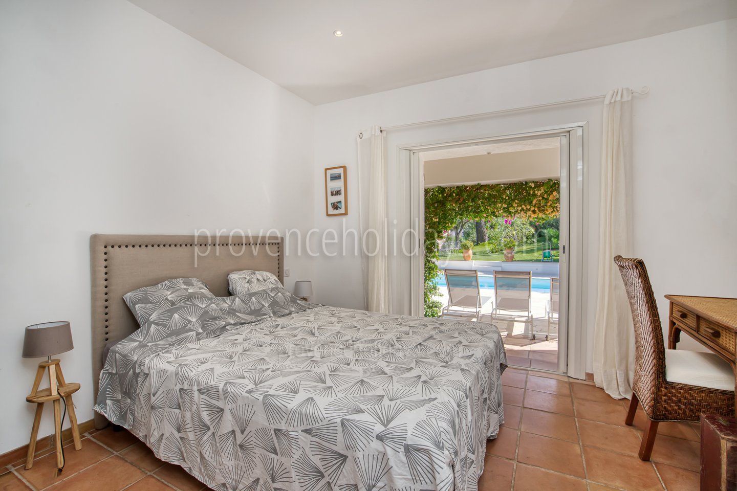 8 - Villa Arancia: Villa: Bedroom