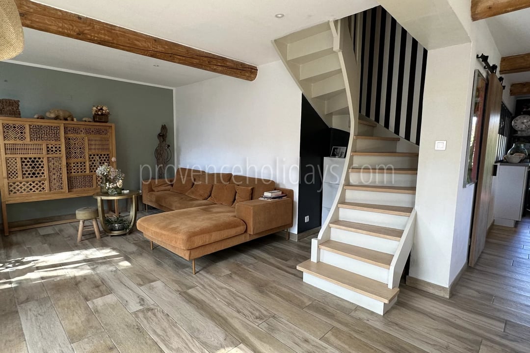 16 - Village house in Eygalières: Villa: Interior