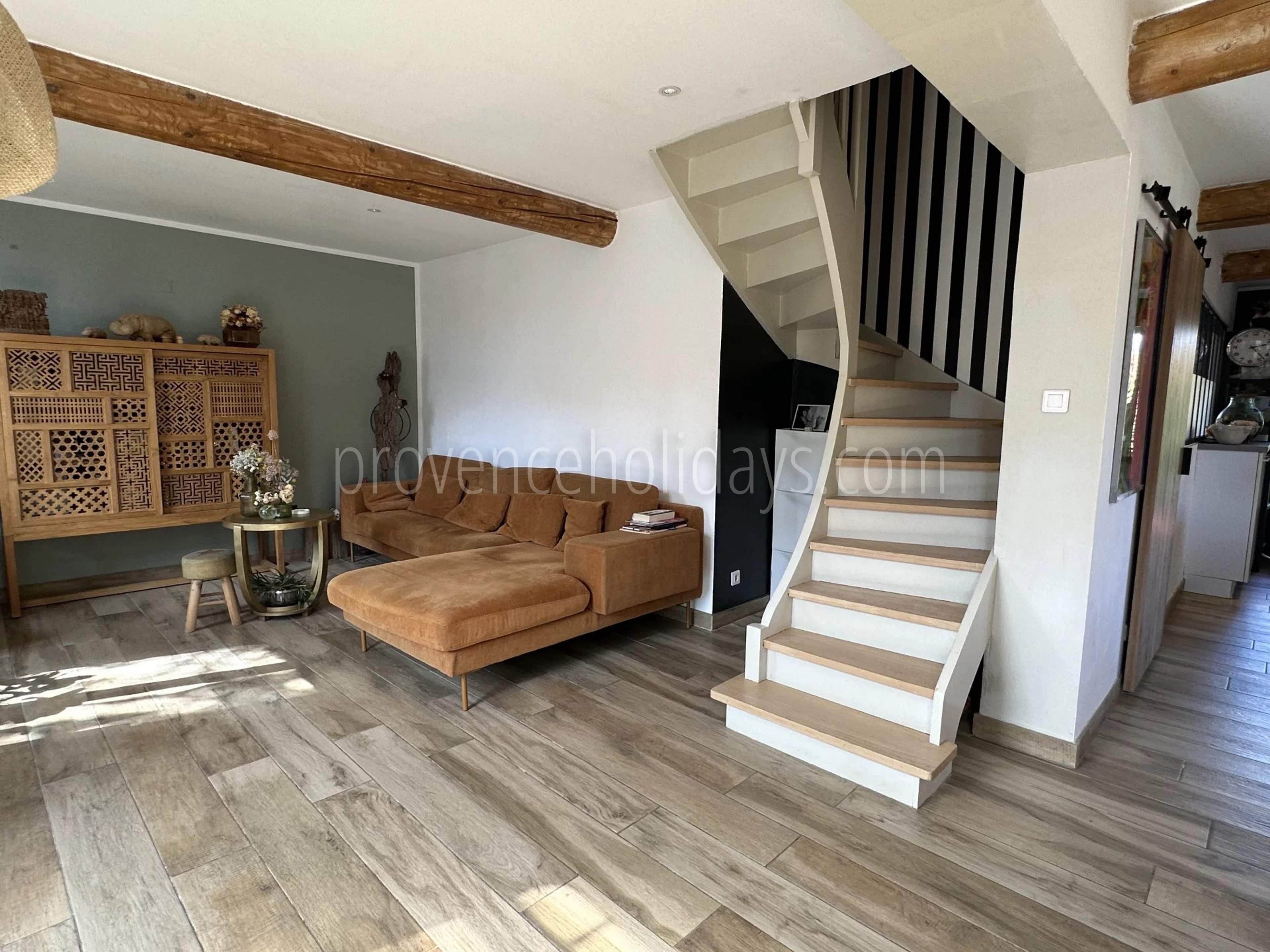 16 - Village house in Eygalières: Villa: Interior