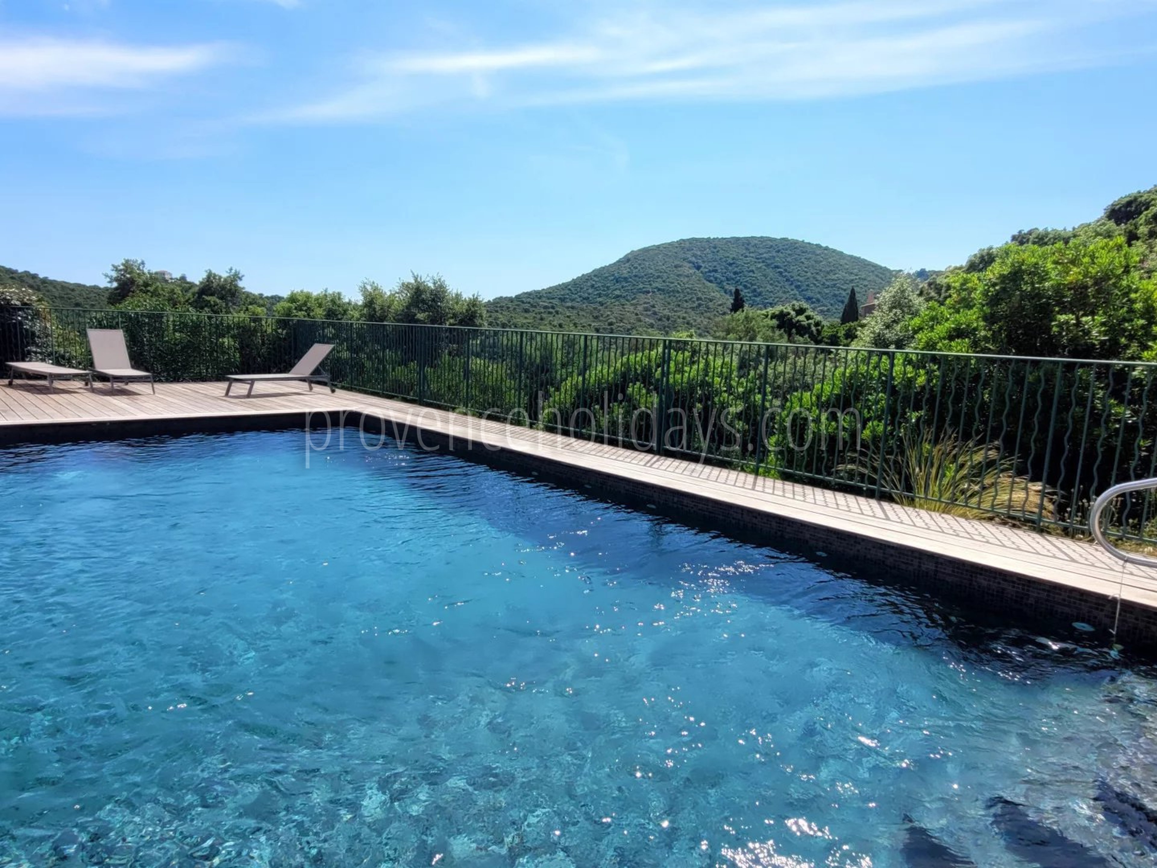 10 - Traditionelle Villa in Cavalaire-sur-Mer: Villa: Pool