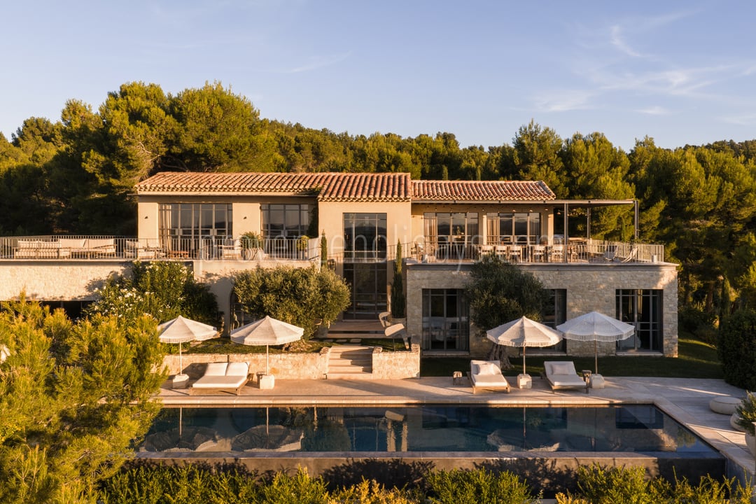 1 - Villa Paradis: Villa: Exterior