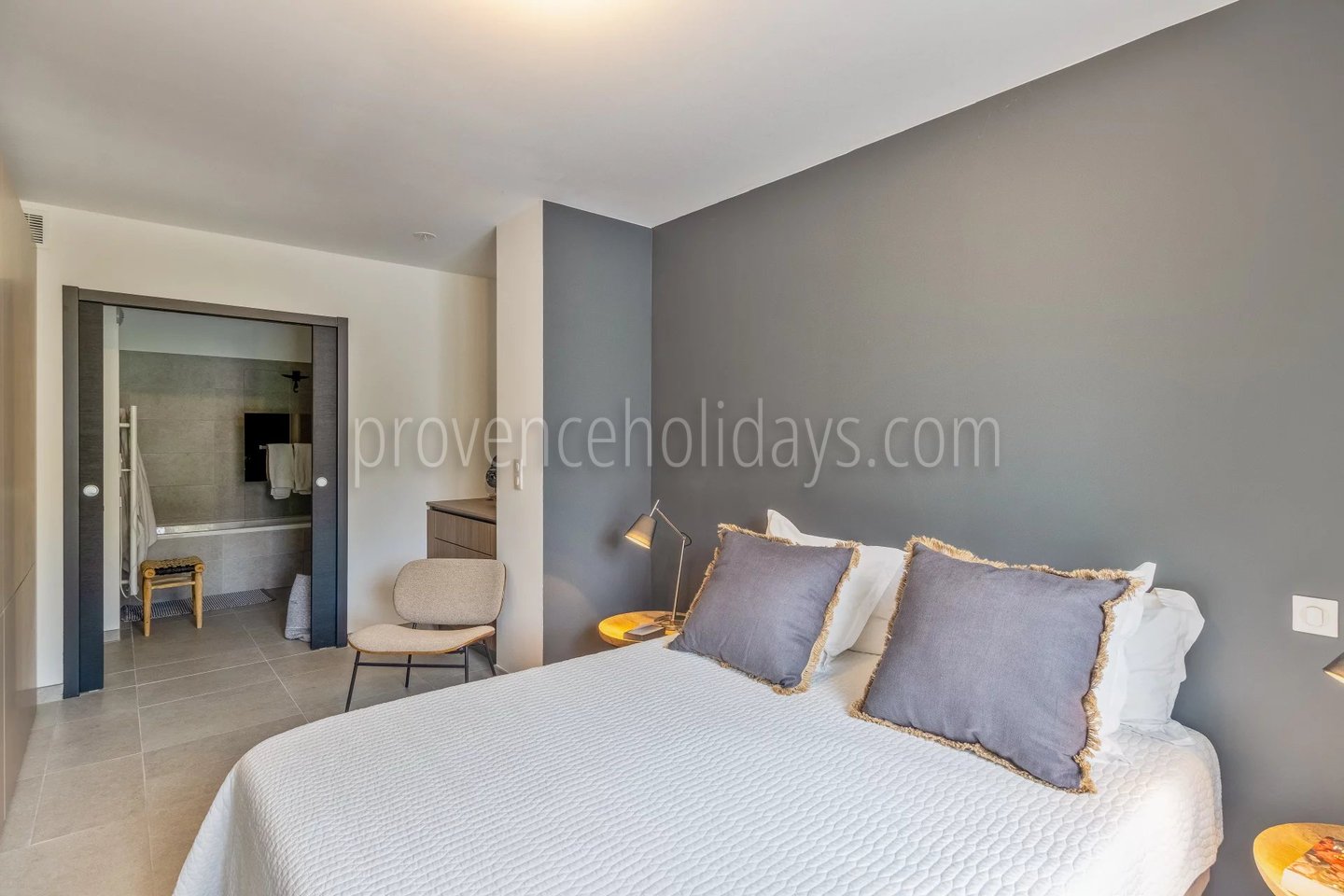 19 - Huis in Plan-de-la-Tour: Villa: Bedroom