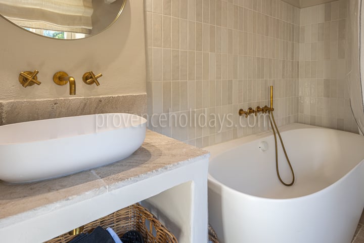 29 - Le Mazet des Collines: Villa: Bathroom