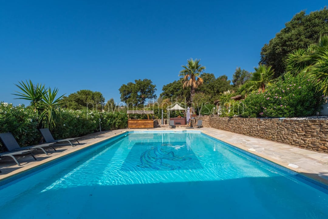 7 - Villa with pool in Cap Bénat: Villa: Pool