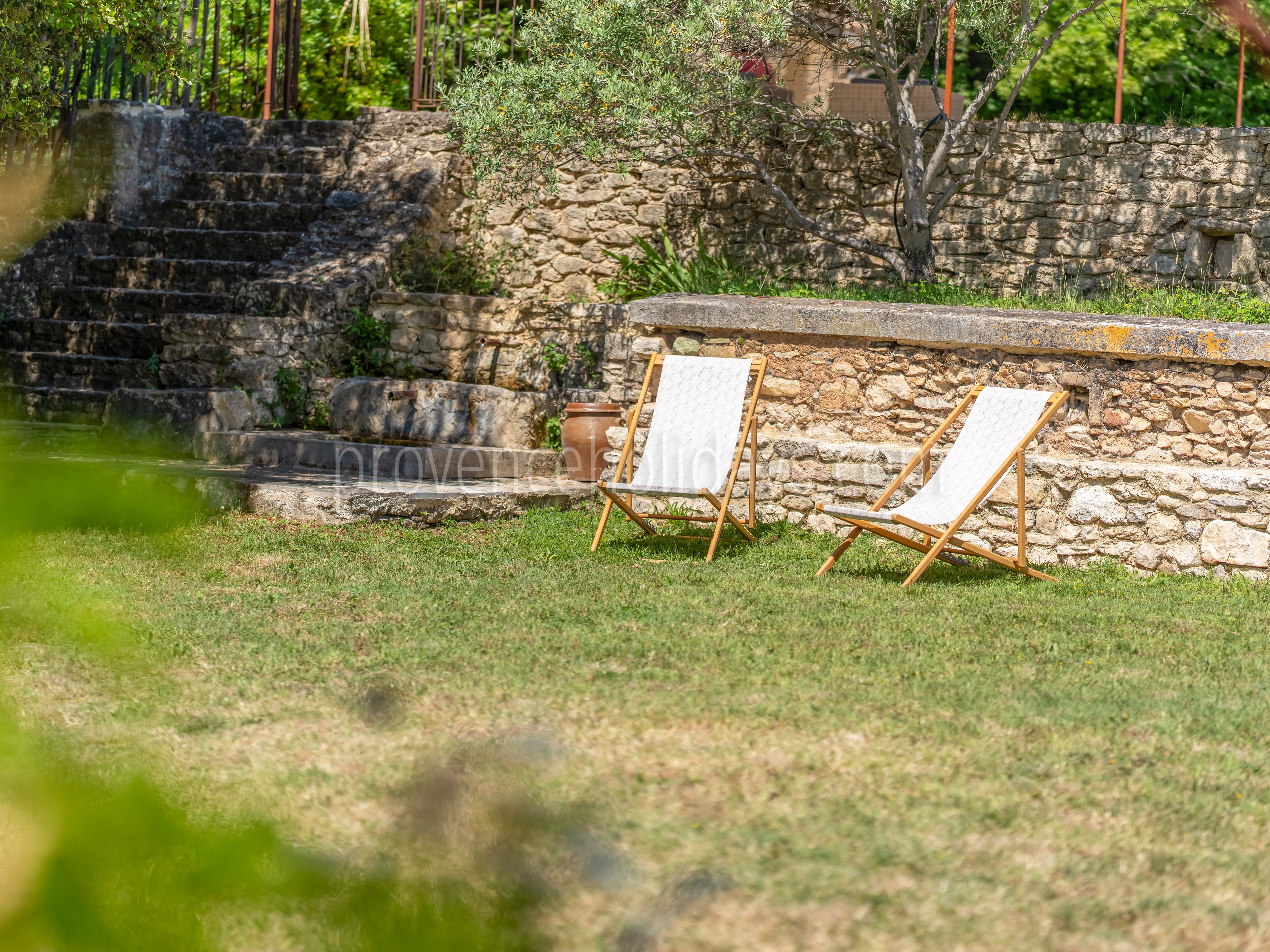105 - La Bastide des Sources: Villa: Exterior