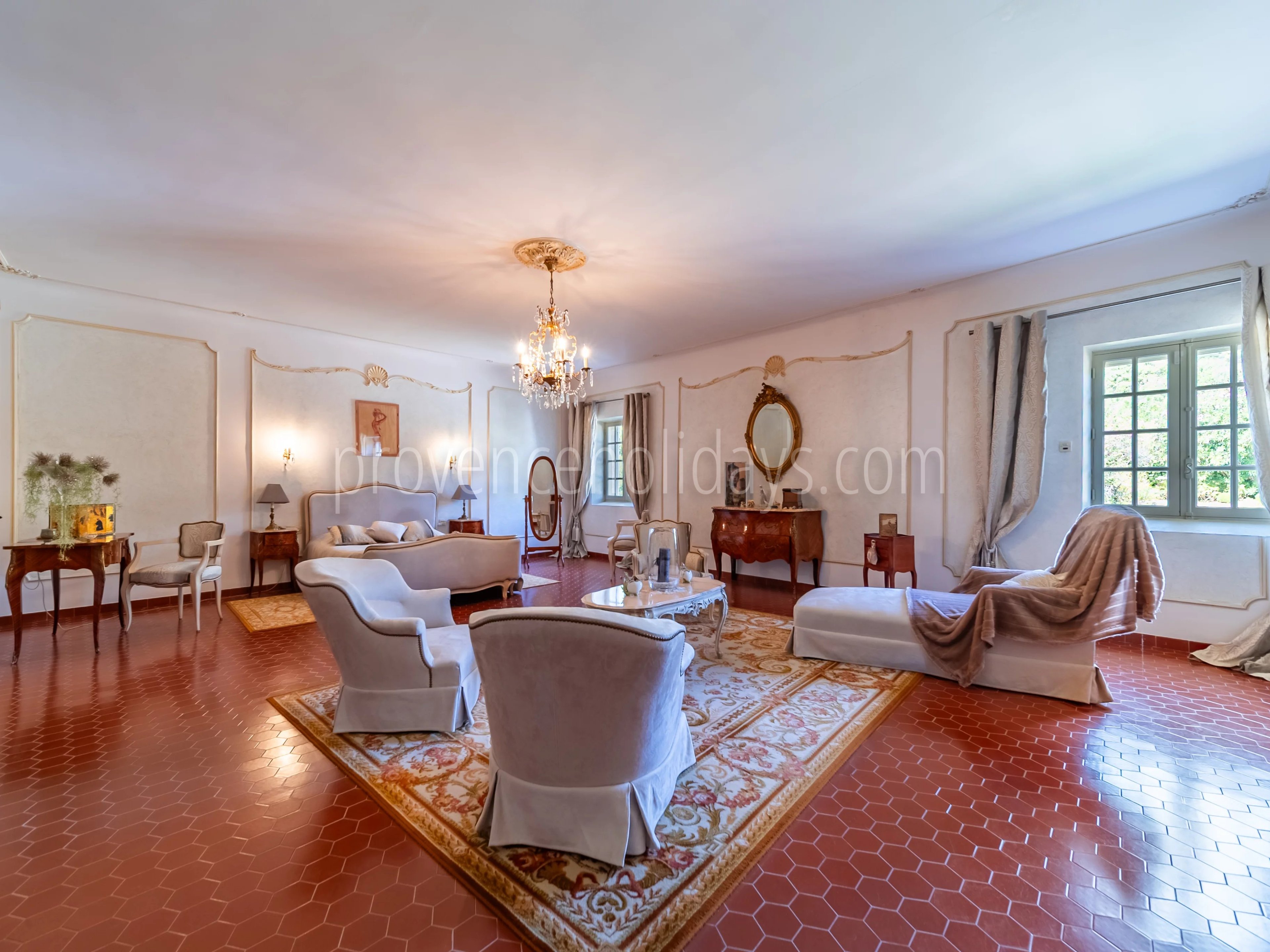 3 - Character mas in Gordes: Villa: Interior