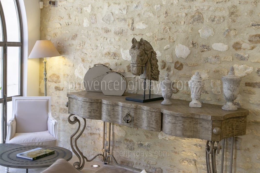 13 - Les Oliviers: Villa: Interior