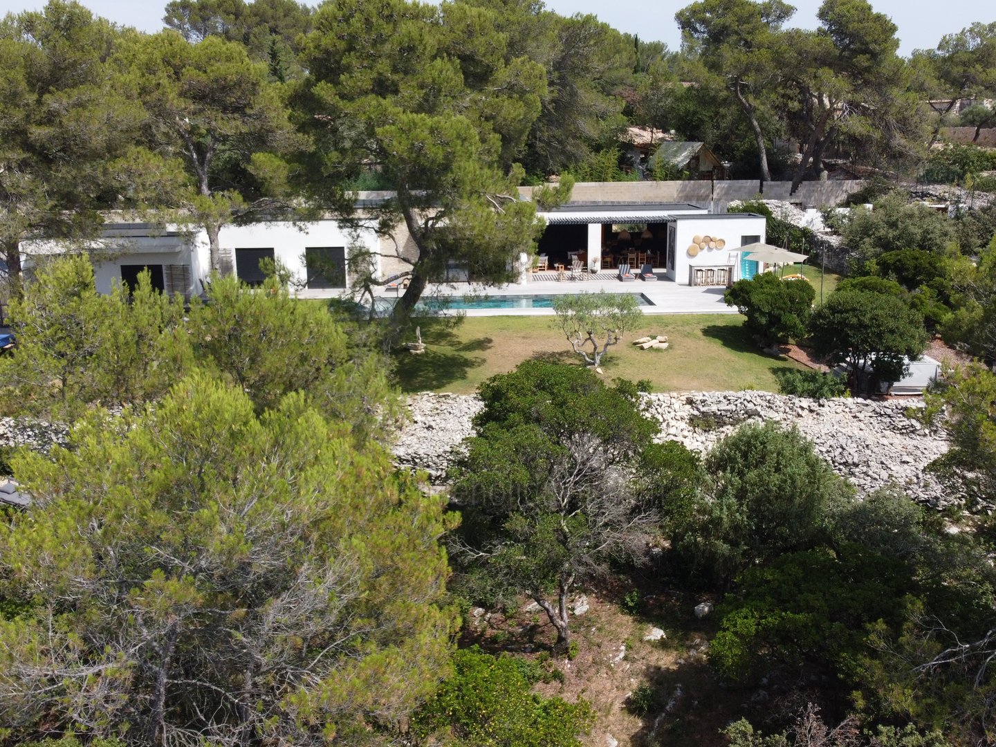 32 - Villa Garrigue: Villa: Exterior