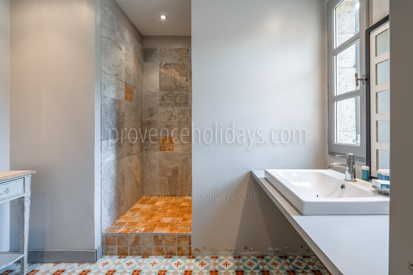 48 - Maison Paradou: Villa: Bathroom