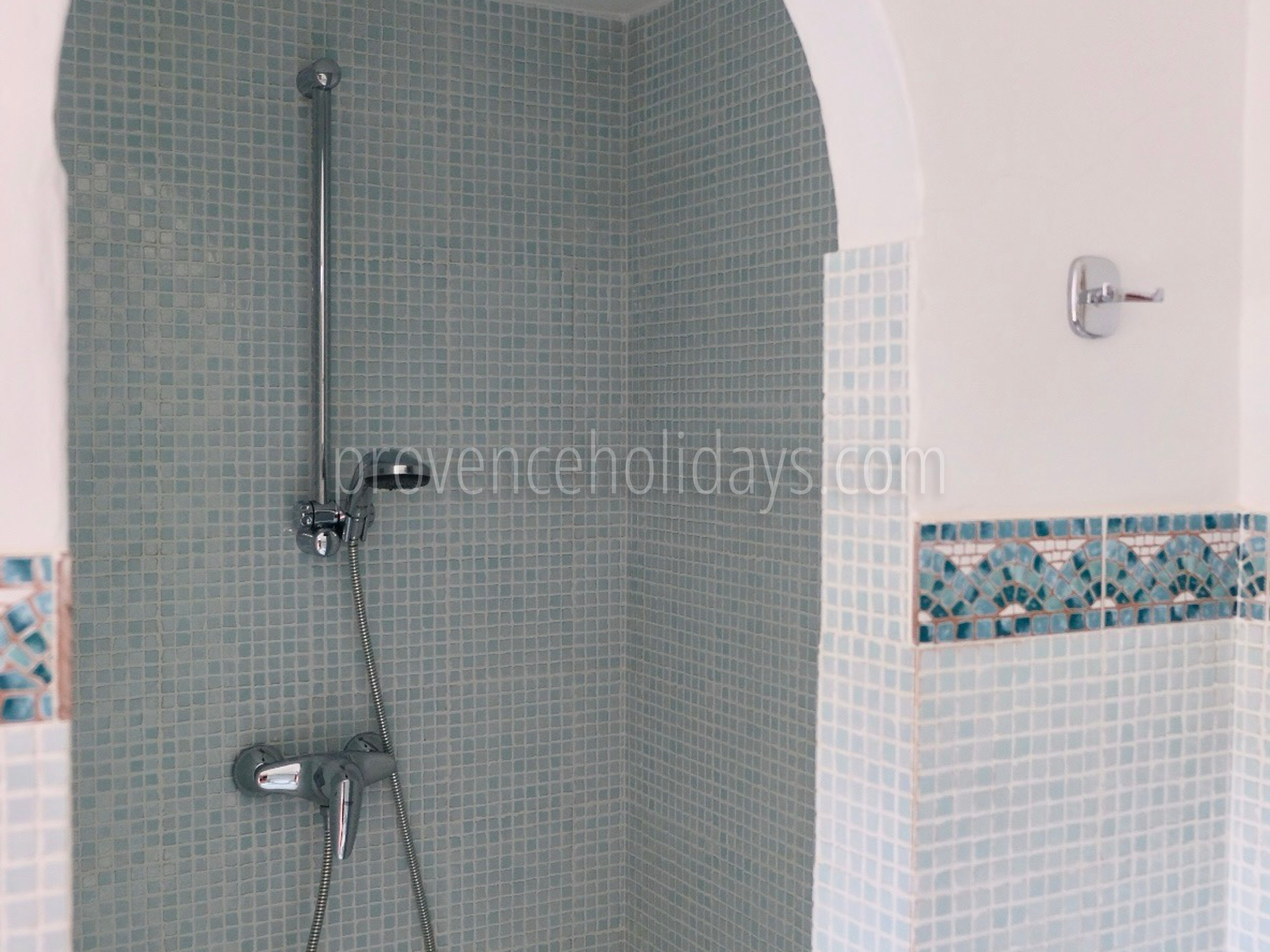 11 - Bastide Shalimar: Villa: Bathroom